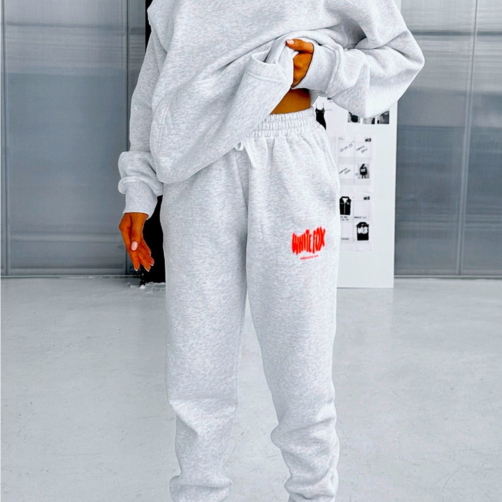 White Fox Archive 6.0 Sweatpants